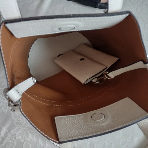 Gianni Chiarini Firenze Italy picotin bucket bag + wallet